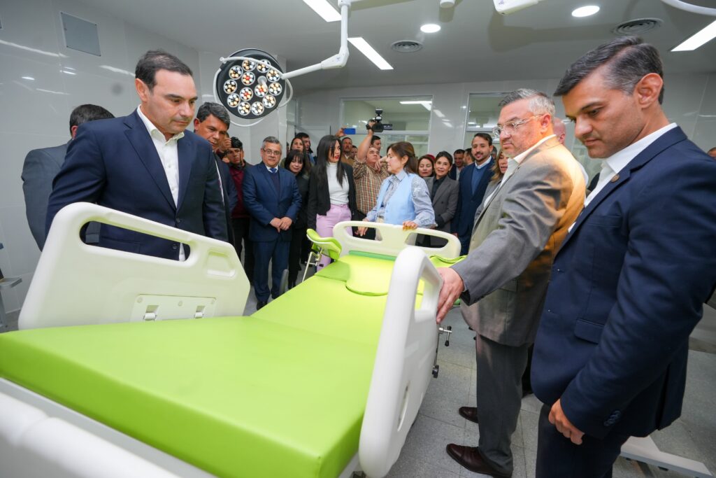 El Gobernador inauguró el nuevo edificio del Hospital de Monte Caseros y destacó la «fortaleza» del sistema de salud pública correntino